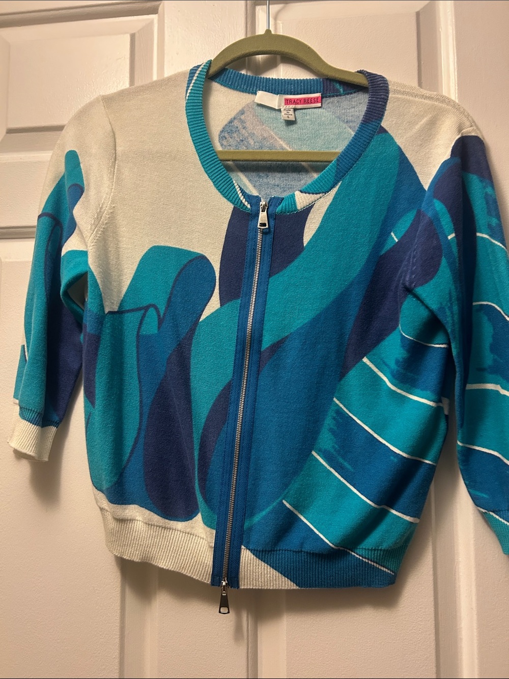 Zip up cropped lightweight cardigan